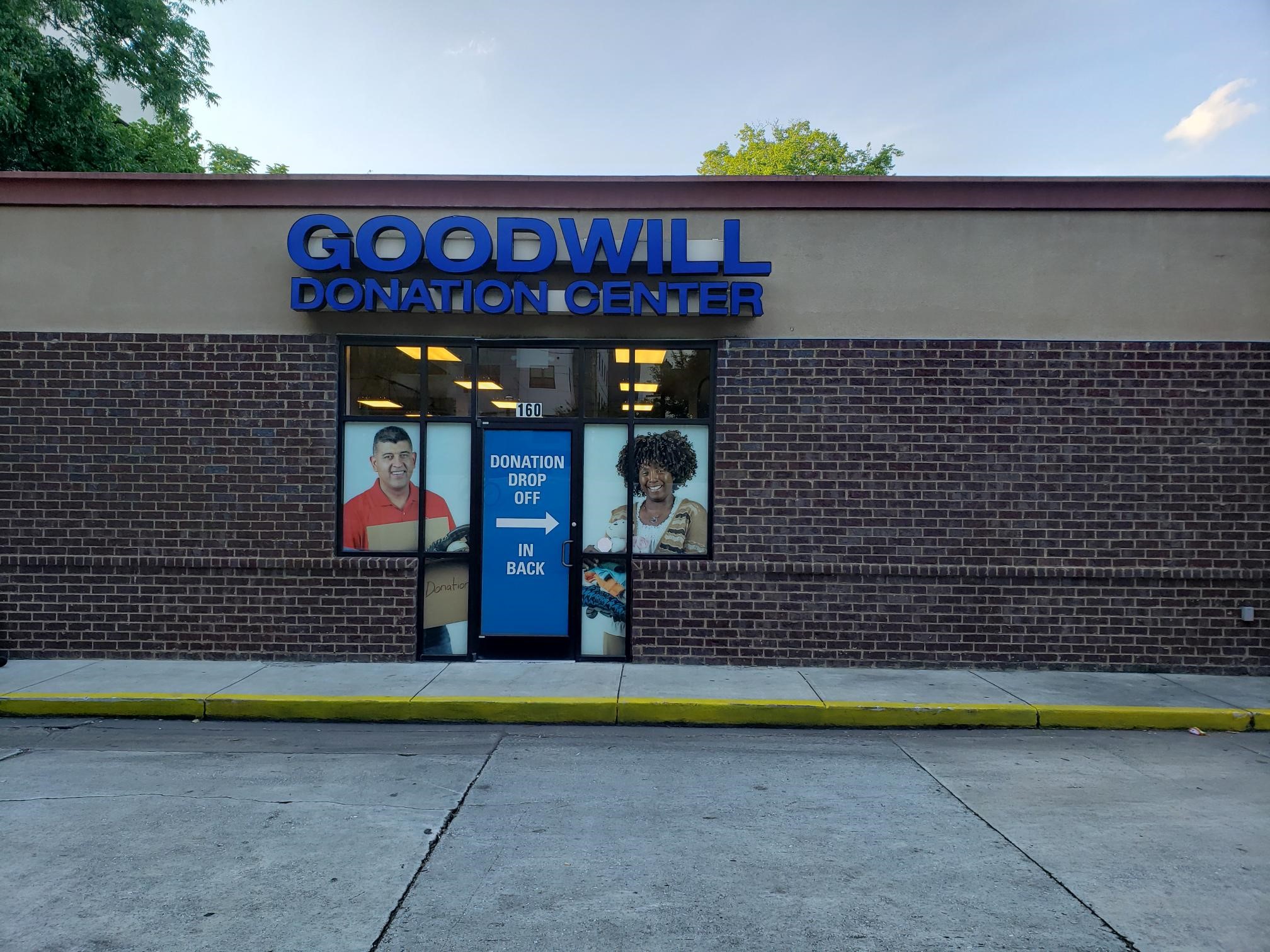 Does Goodwill Pick Up Furniture In Atlanta Furniture Walls
