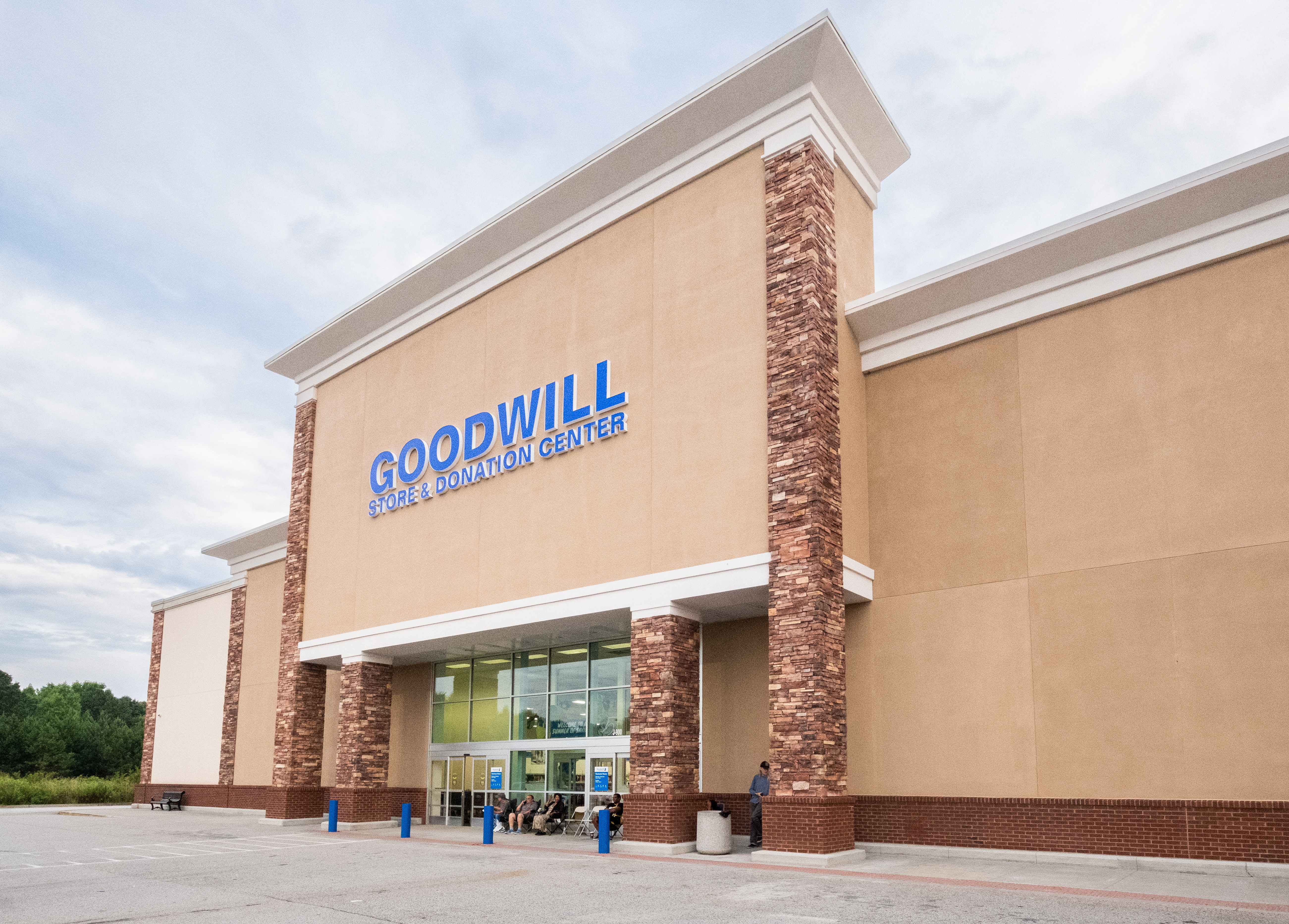 Mall Of Georgia Store And Donation Center Goodwill Of North Georgia